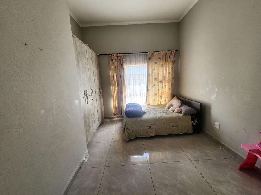 3 Bedroom Property for Sale in Rustenburg Central North West